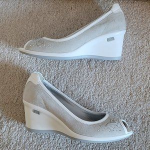 Nero Giardini - Size 5 US 35 EU - Made In Italy - Peek-a-boo toe - Wedges